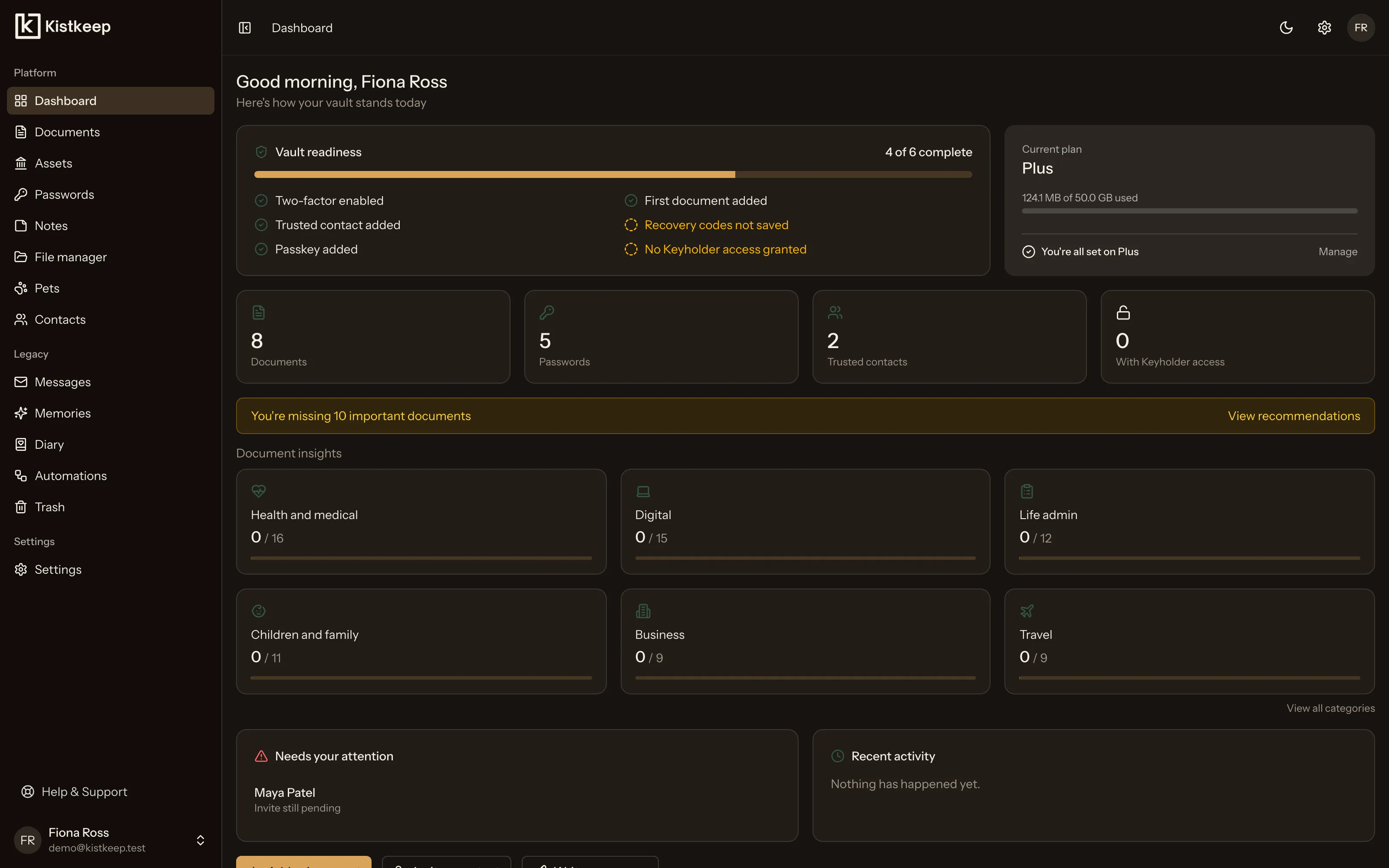 The Kistkeep dashboard, showing vault readiness and an overview of stored items, in dark mode